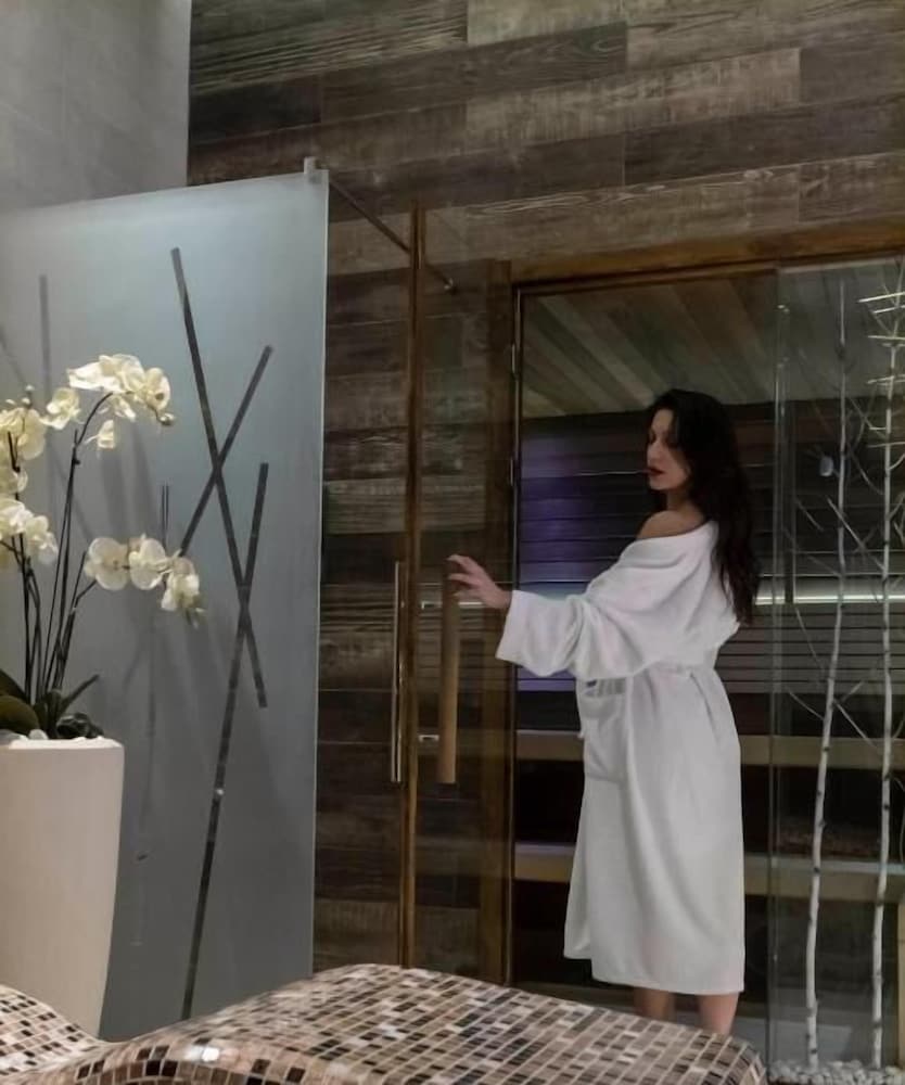 Фото Atera Business Suites