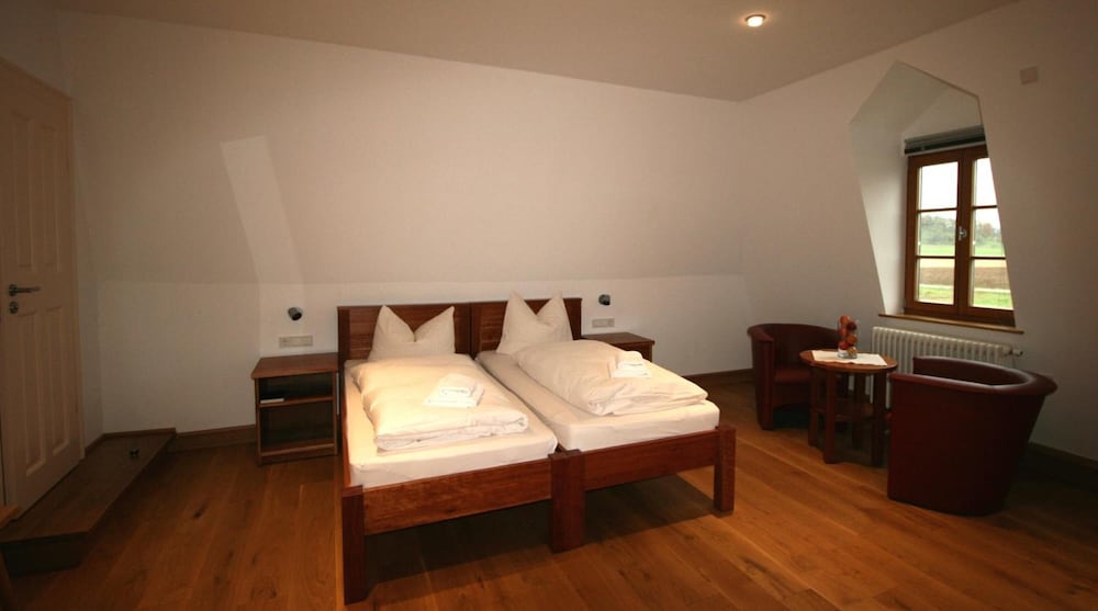 Фото Biohotel Stiftsgut Wilhelmsglücksbrunn