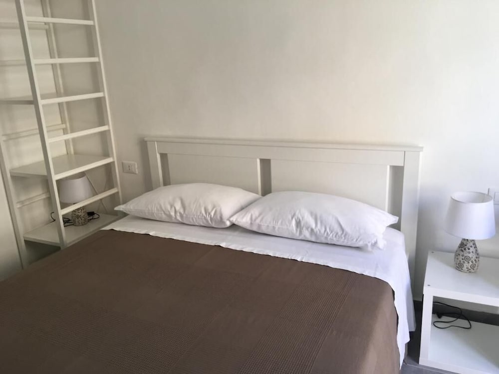 Фото FraLePorte B&b