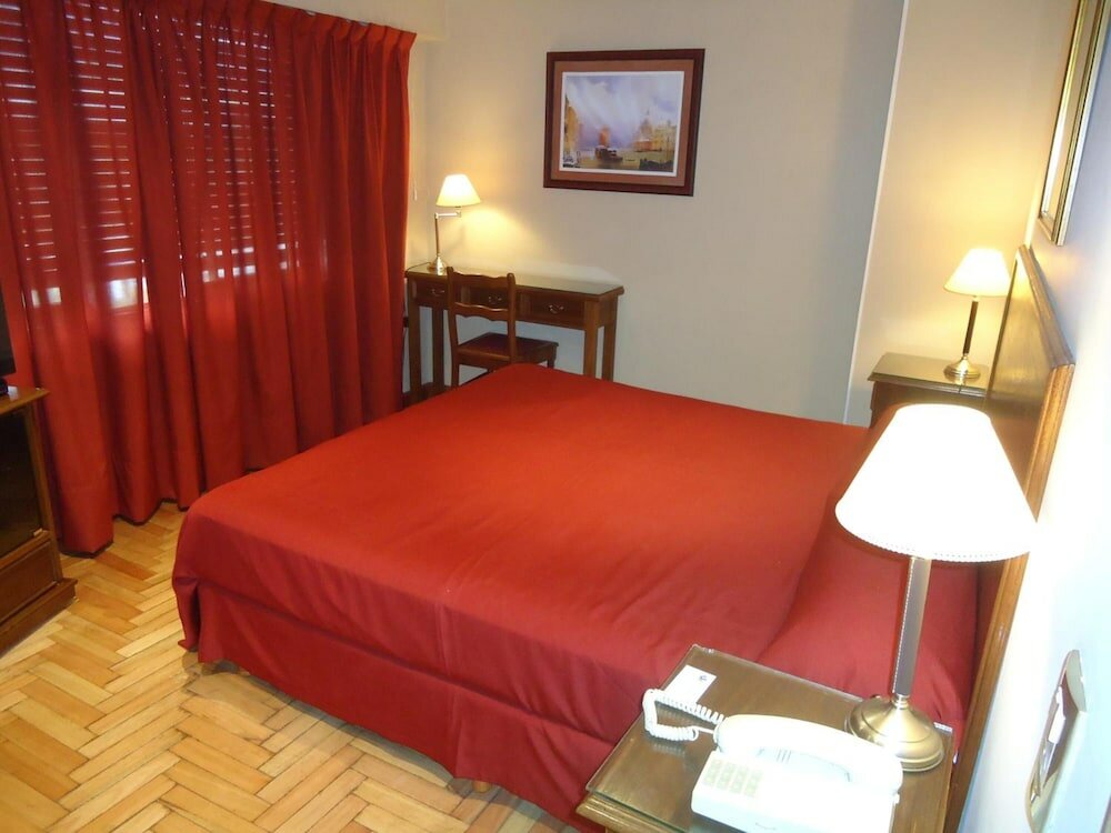 Фото Gran Hotel Mercedes