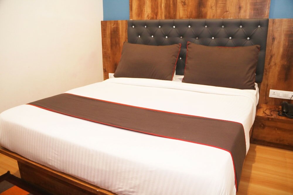 Фото Hotel West inn