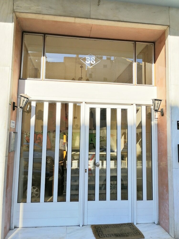 Фото Luxurious minimal apartment in Acropolis