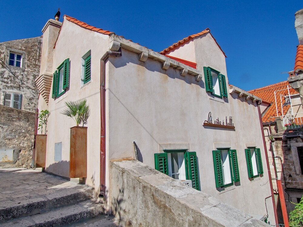 Фото La Vita e Bella II