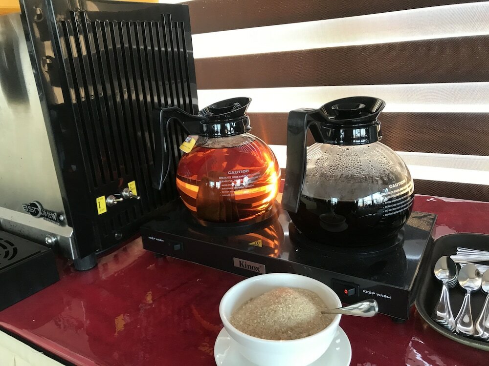 Фото Royal Peacock Hotel