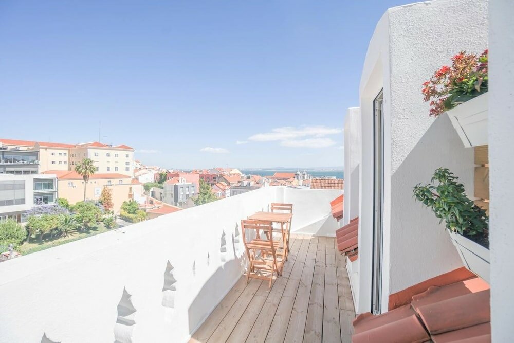 Фото Rooftop Apartment