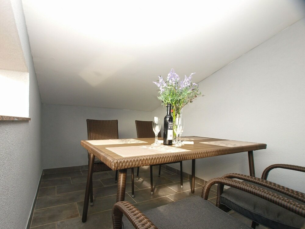 Фото Apartment 1975