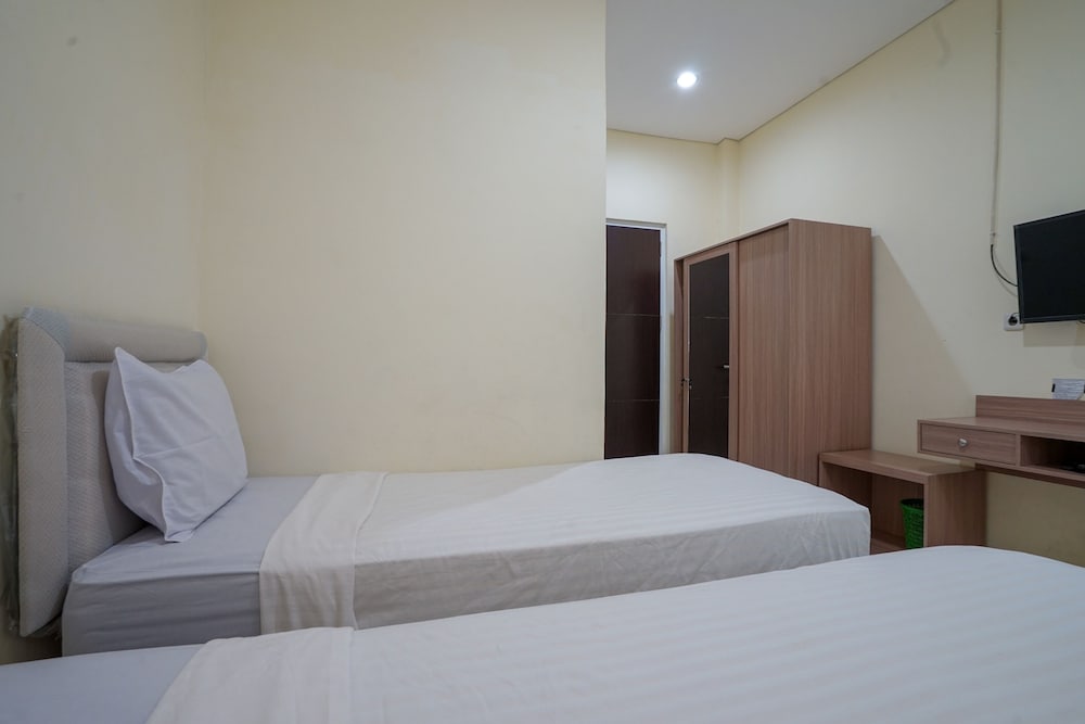 Фото Spot On 2246 Kost 97 Syariah