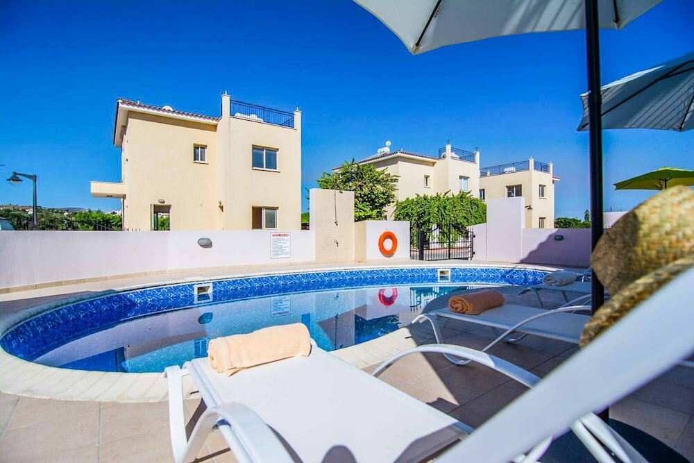 Фото Latchi Valley Villa