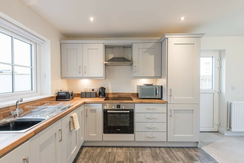 Фото Stylish & Modern 3 Bedroom Home