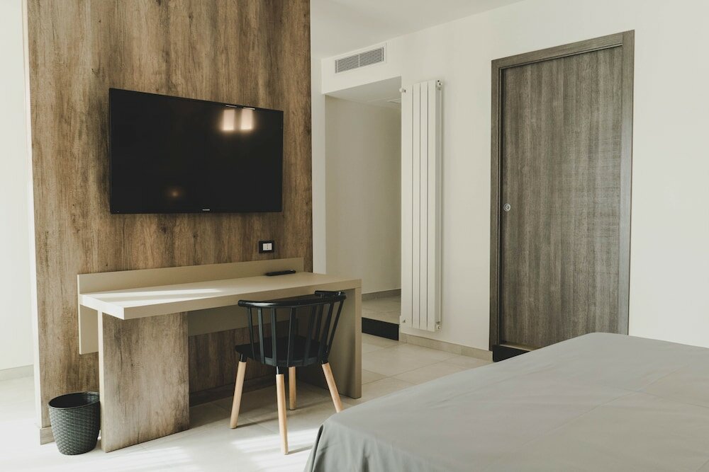 Фото Hotel Pontemare