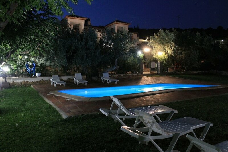 Гостиница Apartamentos La Suerte