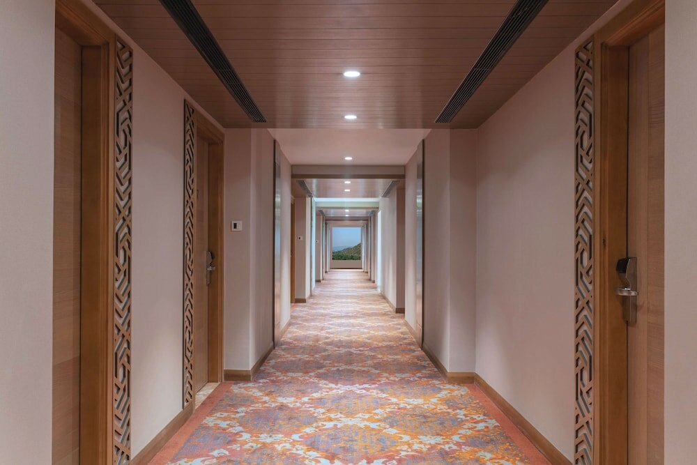 Фото DoubleTree by Hilton Jaipur Amer