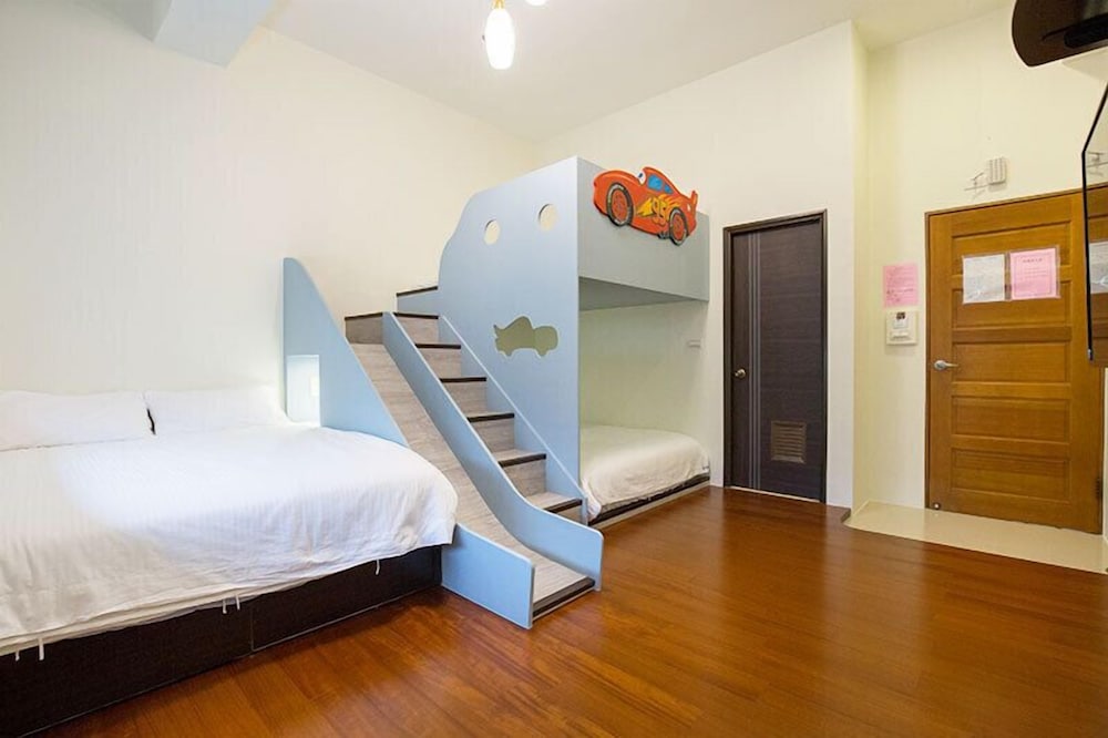 Фото Children's Paradise B&b