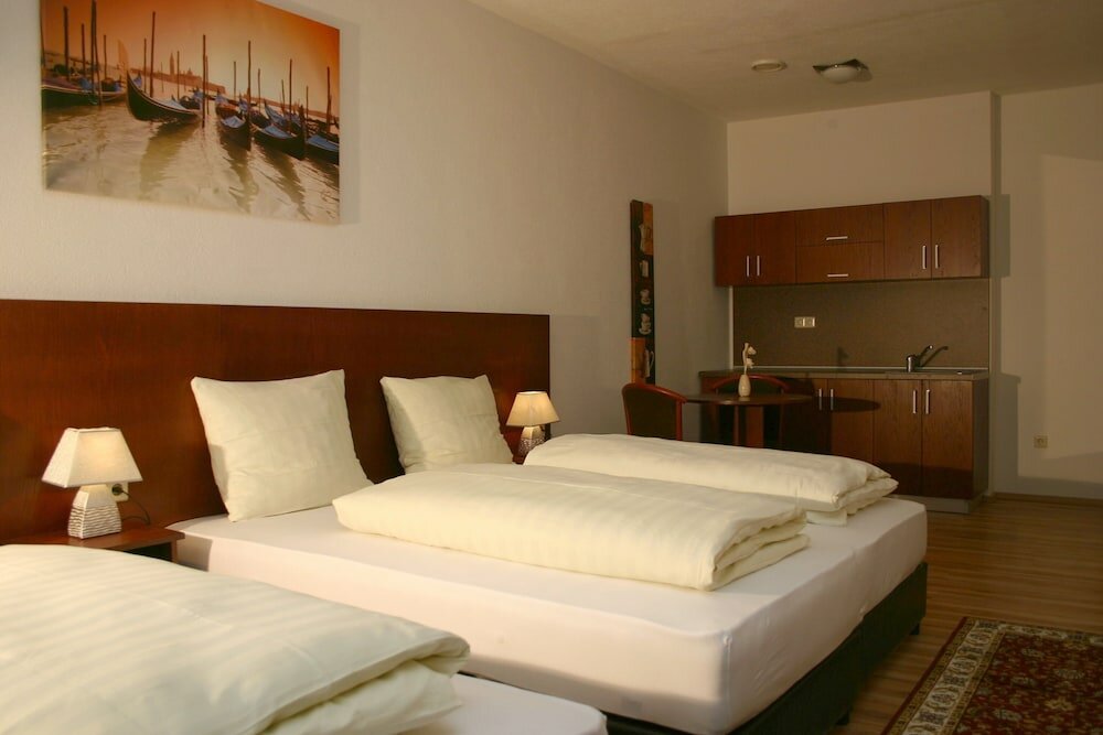 Фото отеля 3