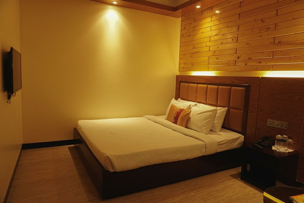 Фото Hotel Musafir