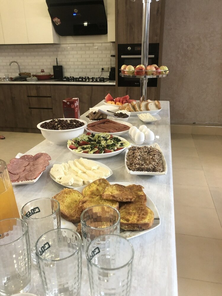 Фото Tbilisi Sea Hotel