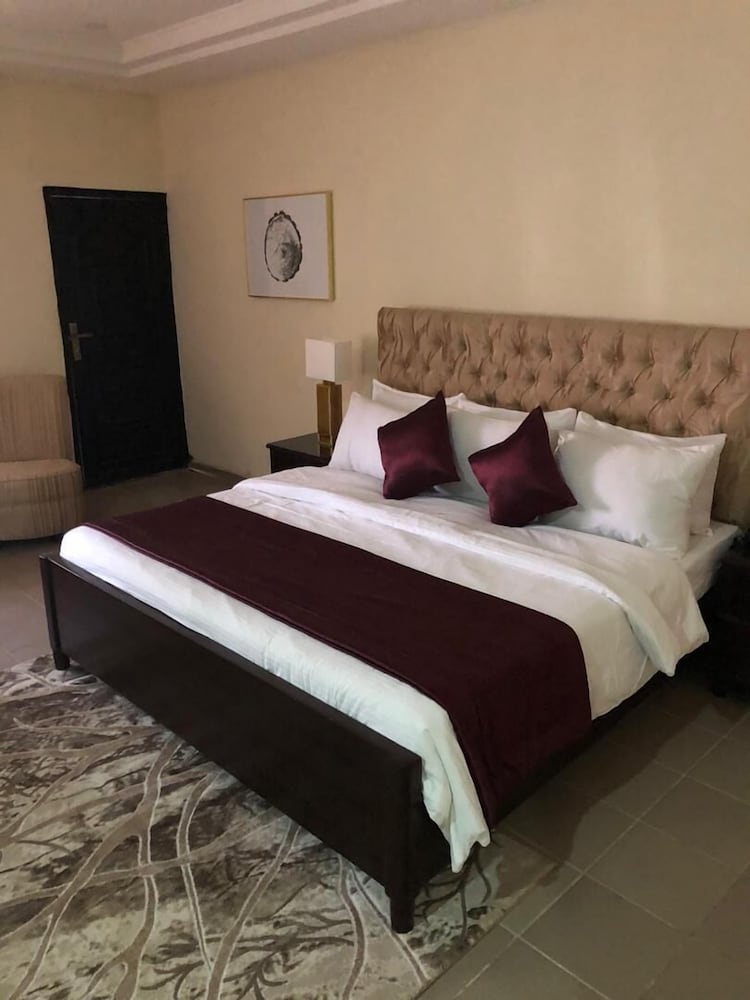 Фото Stonehedge Hotels