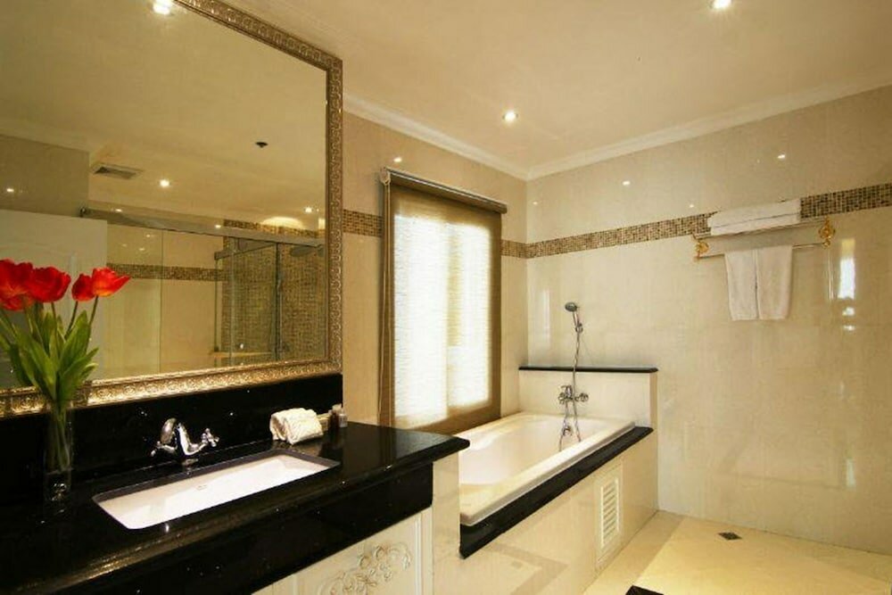 Фото LK Miracle Suite