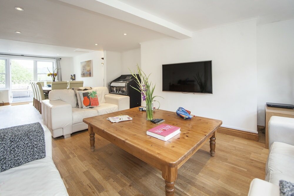 Фото The Roof Terrace Maisonette City Centre