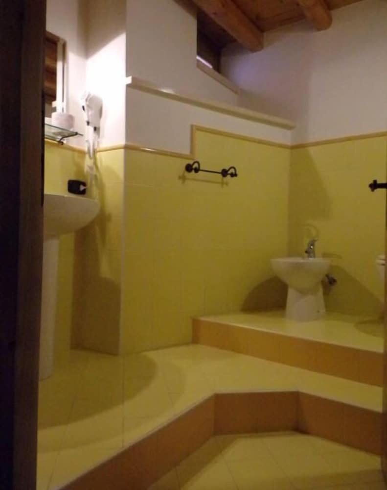 Фото Agriturismo & Locanda Corte Marani