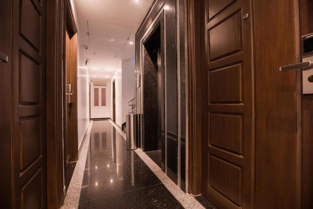 Фото Hotel Sma Grand Inn