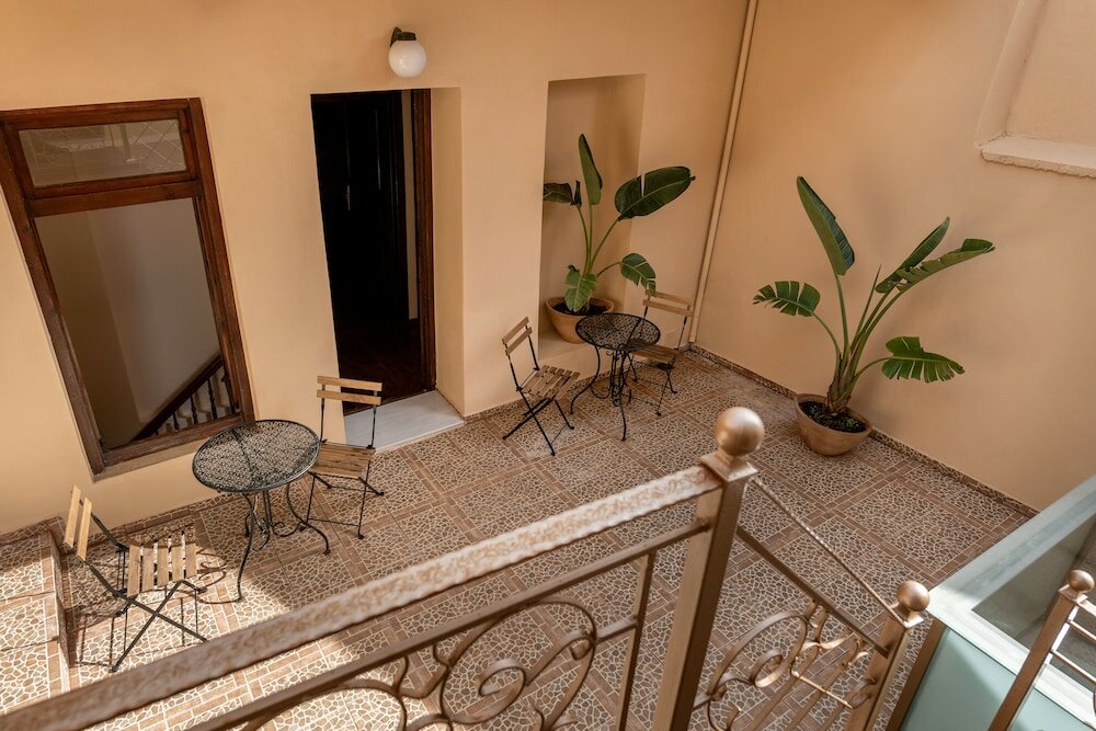 Фото Old Town Suites