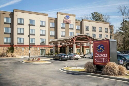 Гостиница Comfort Suites New Bern near Cherry Point