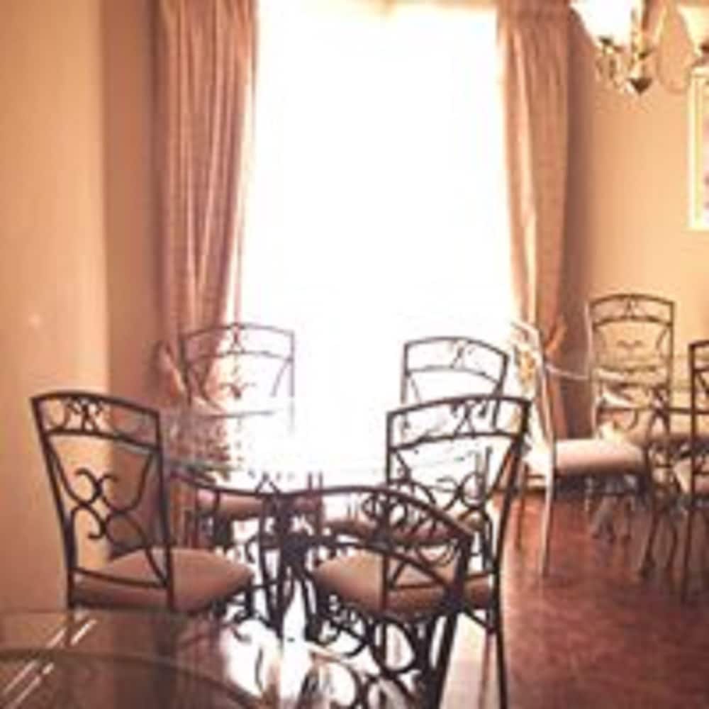 Фото Broken Hill Lodge