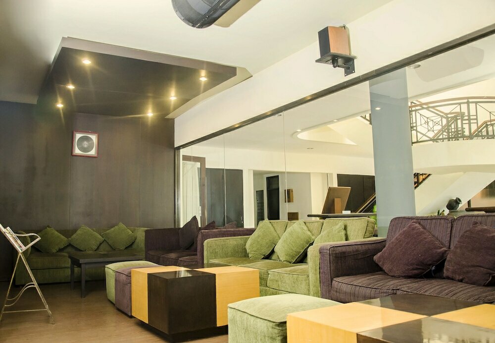 Фото Whiz Residence Darmo Harapan Surabaya