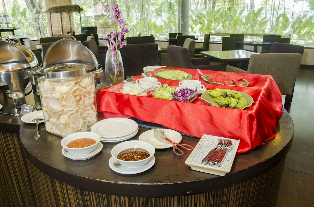 Фото Whiz Residence Darmo Harapan Surabaya