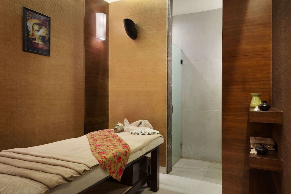 Фото Ramada by Wyndham Udaipur Resort and SPA