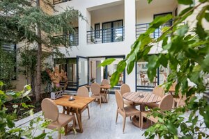 Гостиница Avra City Boutique Hotel