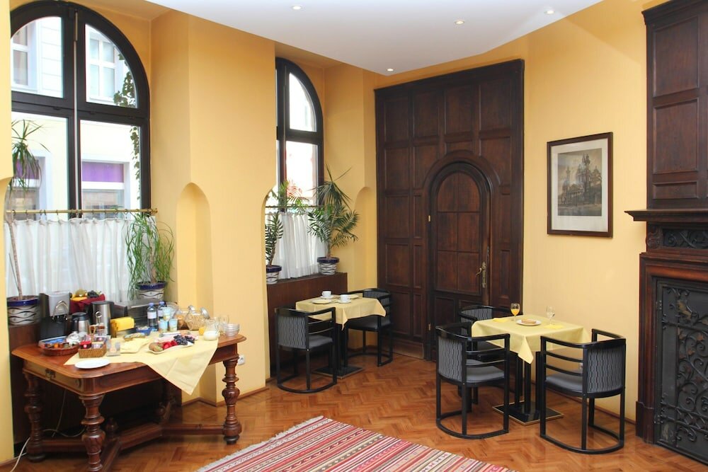 Фото Mondial Appartement Hotel