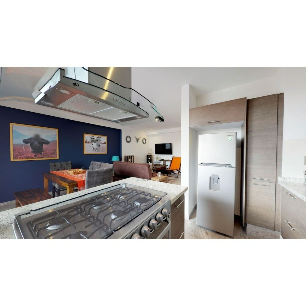 Фото Brand New Ph with Private Rooftop @ Wtc