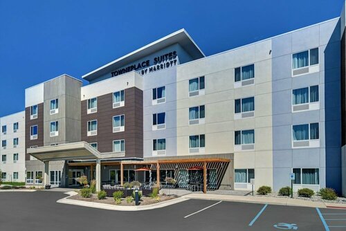 Гостиница TownePlace Suites by Marriott Grand Rapids Wyoming