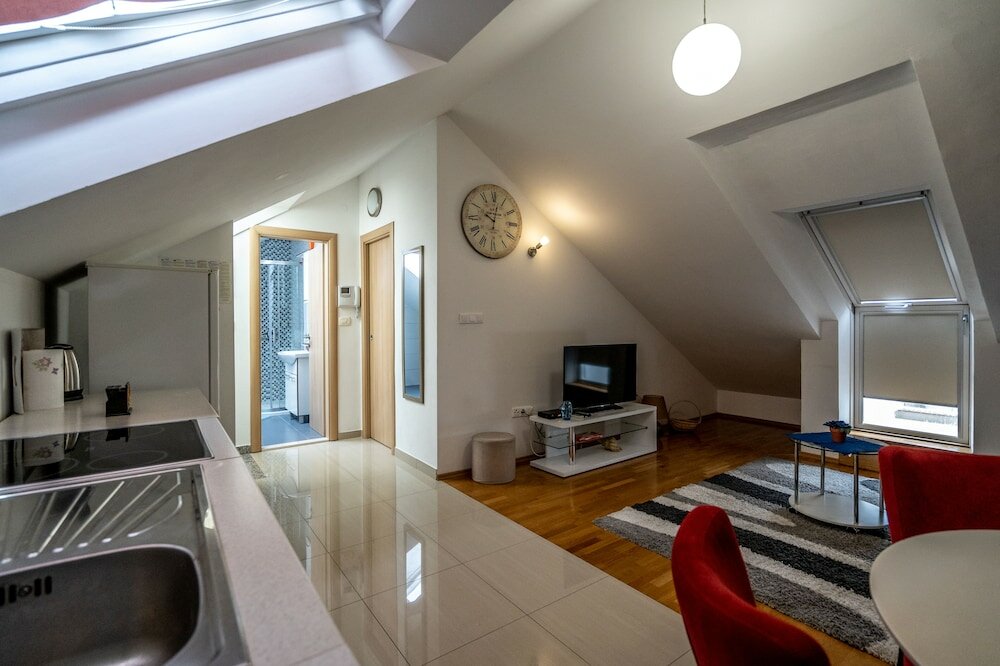 Фото Apartments Adriatic Split-Stobreč