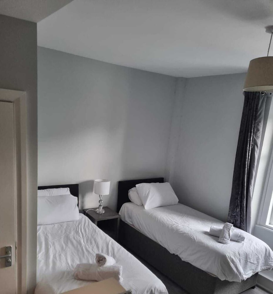 Фото Grey Stone Studio Apartments