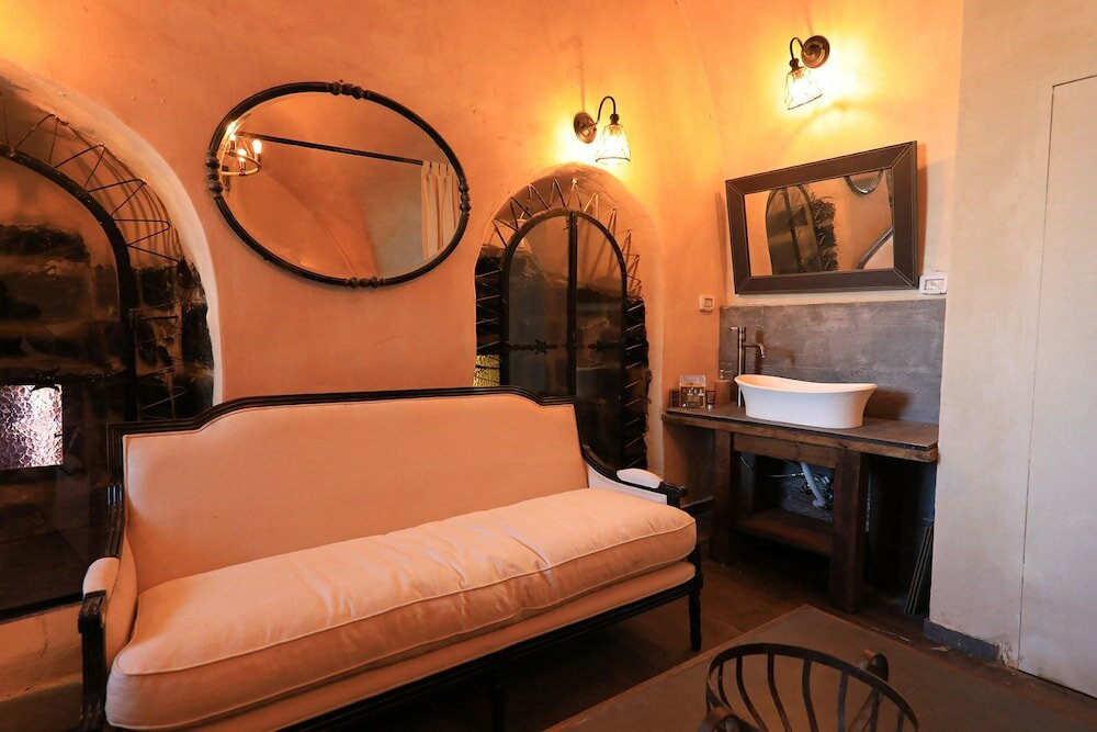 Фото Dona Castle