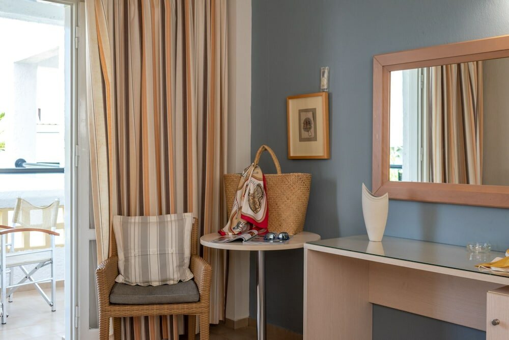 Фото Dedalos Hotel