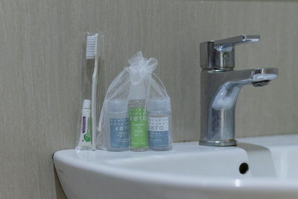 Фото Sans Hotel Kupang Indah Surabaya