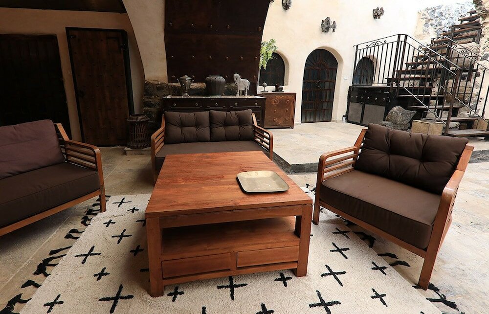 Фото Dona Castle