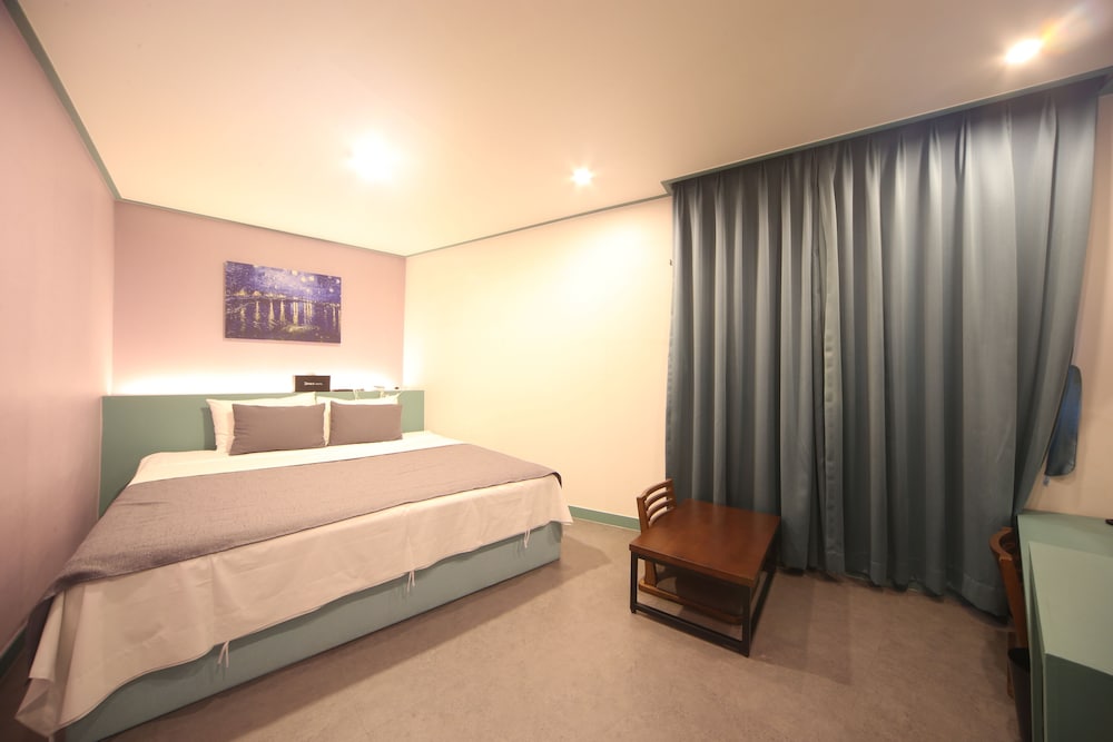 Фото Dinos Hotel