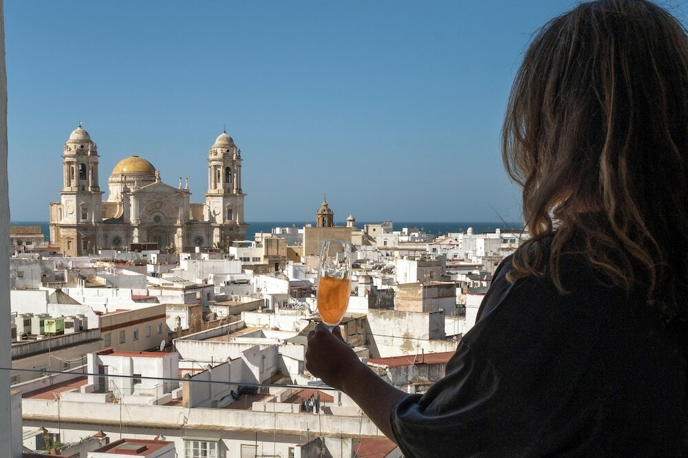 Фото Plaza Mina Suites - Adults Recommended