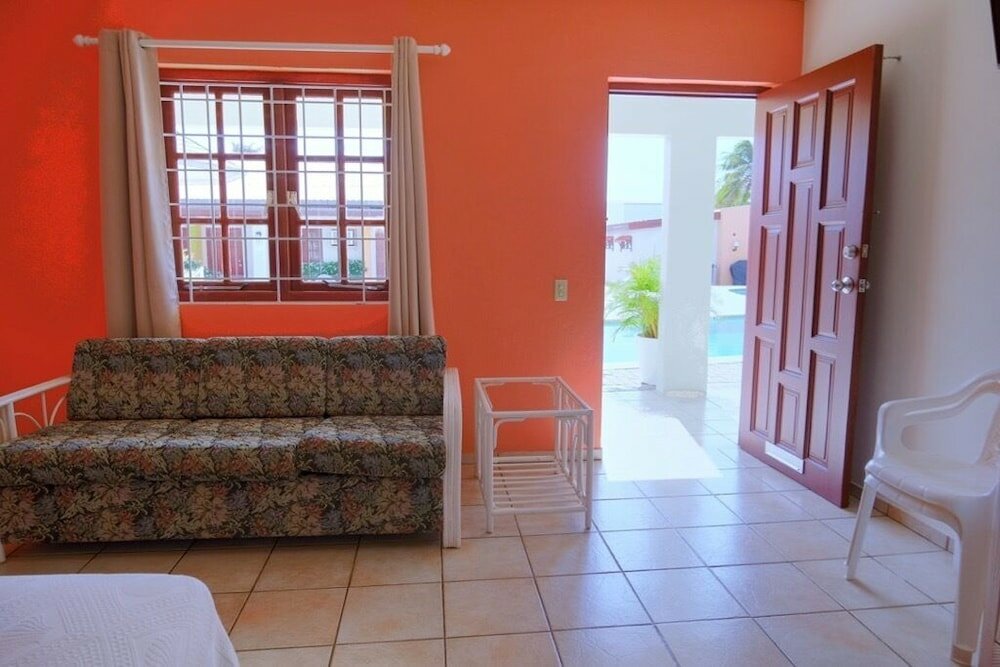 Фото Aruba Quality Apartments & Suites