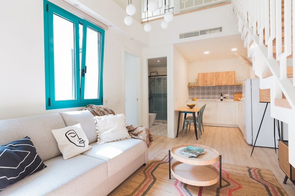 Фото Atenea Malaga Apartments