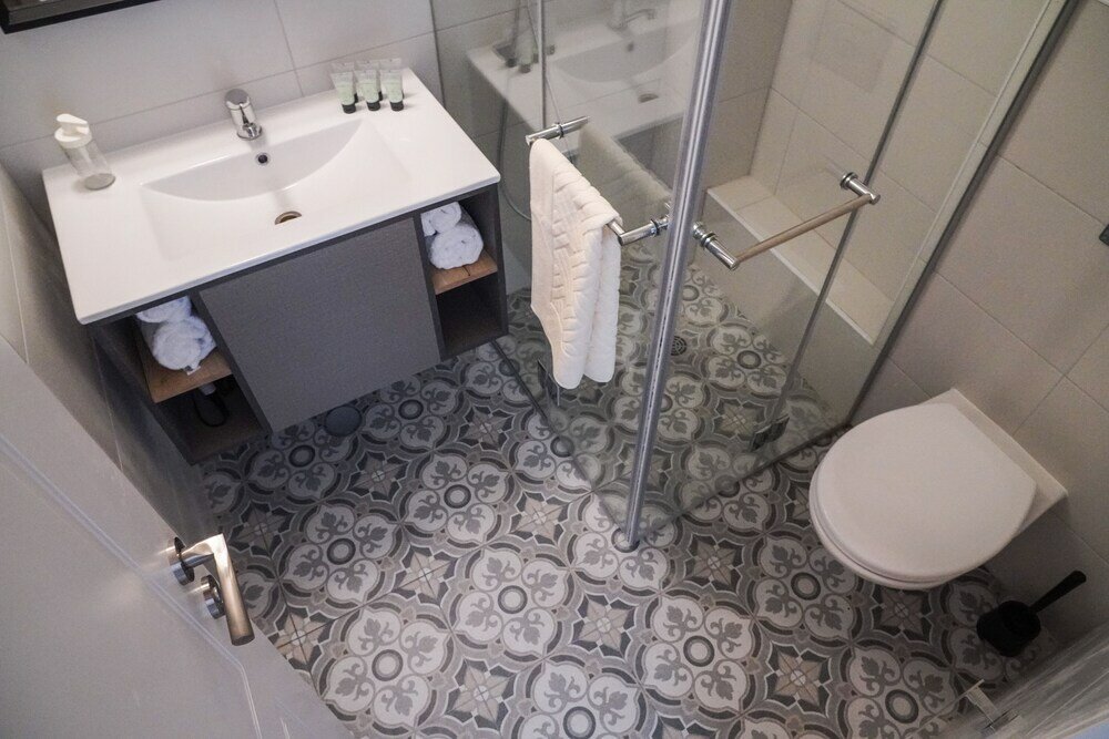 Фото Apartique Hotel