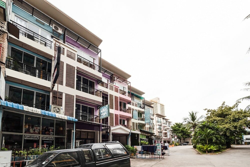 Фото Oyo 826 Cozy Rooms