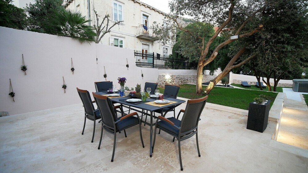 Фото Holiday Home Festina Lente