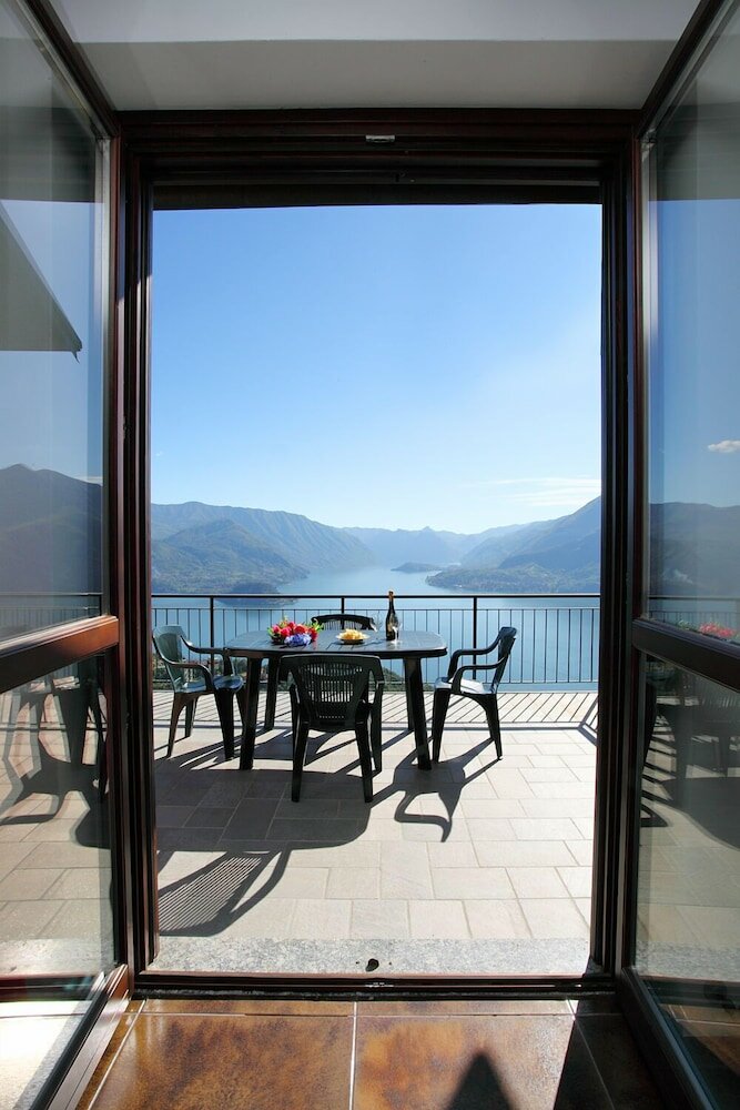 Фото Villetta Belvedere Perledo