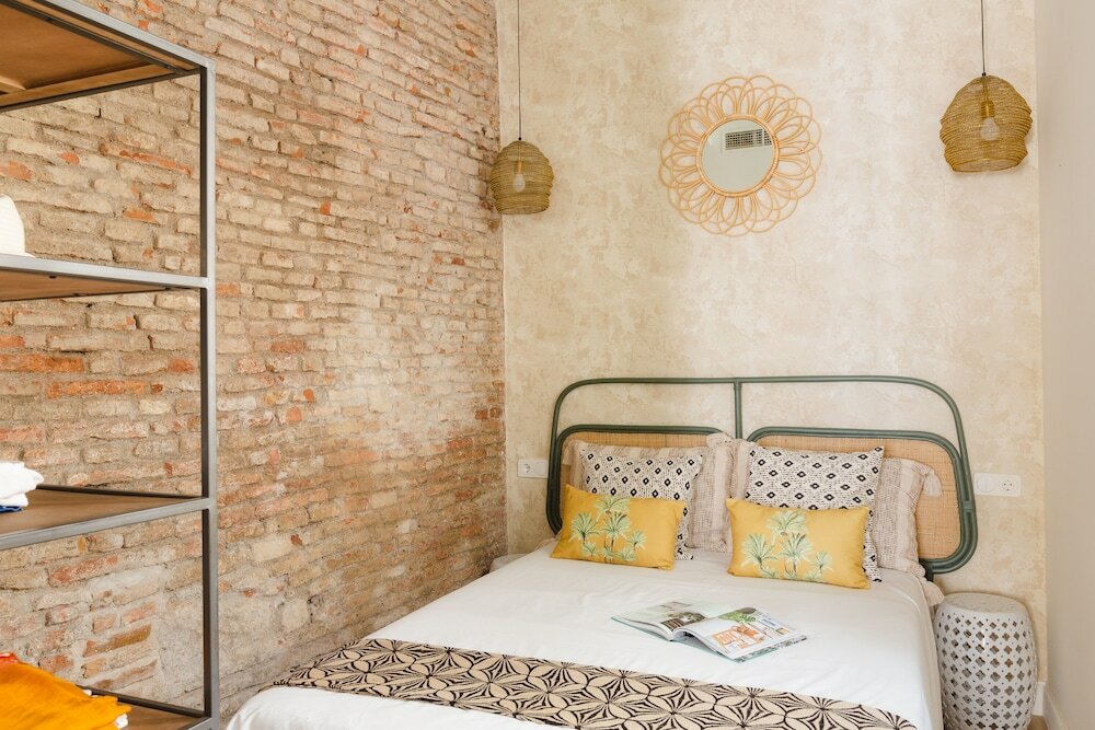 Фото Atenea Malaga Apartments